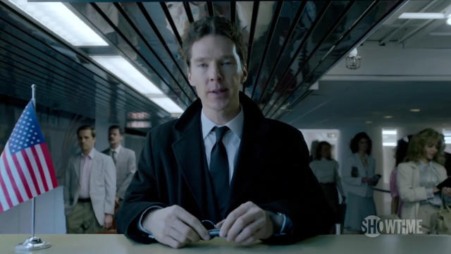 Jennifer Jason Leigh e Hugo Weaving serão pais de Benedict Cumberbatch em  'Melrose