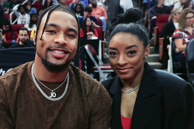 Simone Biles Calls Out Fans for Being 'Disrespectful to My Husband' amid  Jonathan Owens Criticism