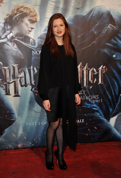 aumovies_red_carpet_harry_potter_and_the_deathly_hallows_part_1_bonnie_wright-16dotnr.jpg