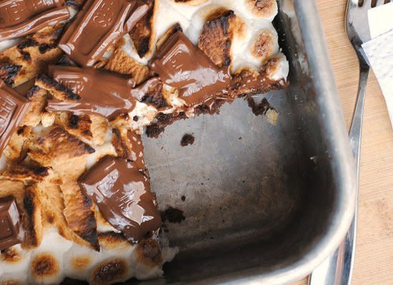 <strong>Get the <a href="http://www.preventionrd.com/2012/05/smores-brownies/" target="_hplink">S'mores Brownies recipe</a> by Prevention RD</strong> 