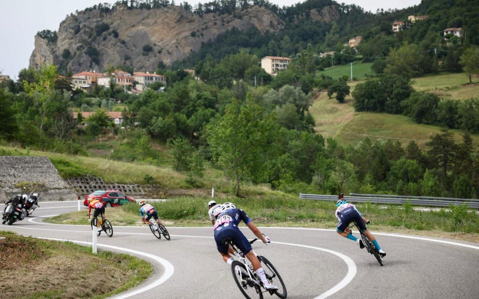 The leaders takes on the Barbotto descent