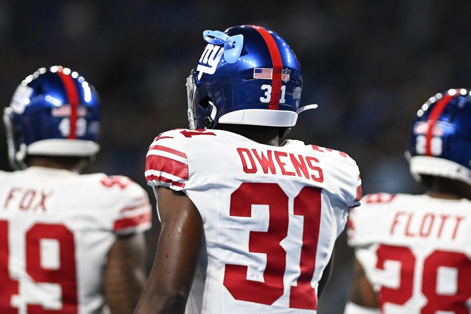 Aug 11, 2023; Detroit, Michigan, USA; New York Giants safety Gervarrius Owens (31) somehow got a mouth guard stuck into one of the ventilation holes in his helmet during their game against the Detroit Lions in the second quarter at Ford Field. Mandatory Credit: Lon Horwedel-USA TODAY Sports