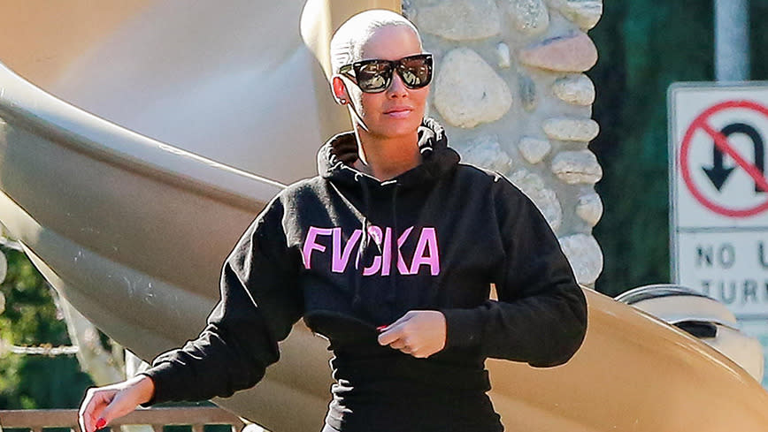 Is Amber Rose wearing butt pads?