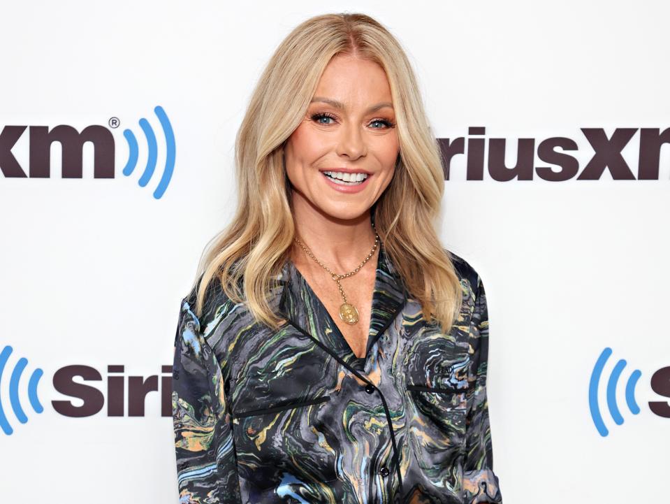Kelly Ripa at SiriusXM's Town Hall hosted by Andy Cohen.