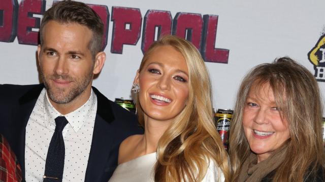 Ryan Reynolds gets personal – SheKnows