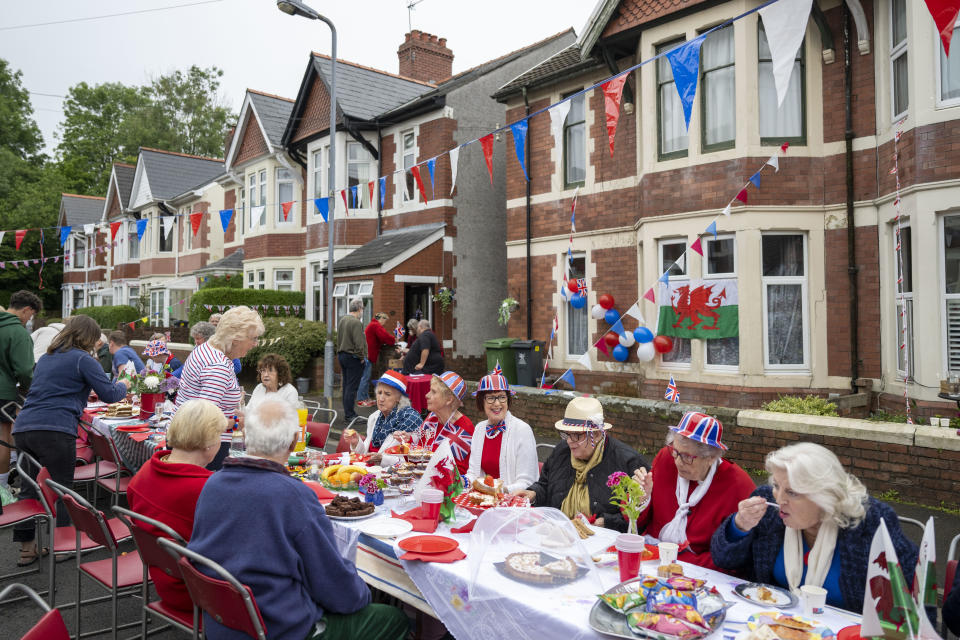 CARDIFF, WALES - JUNE 5: A general view of a street party on Melbourne Road in Llanishen on June 5, 2022 in Cardiff, Wales. The Platinum Jubilee of Elizabeth II is being celebrated from June 2 to June 5, 2022, in the UK and Commonwealth to mark the 70th anniversary of the accession of Queen Elizabeth II on 6 February 1952. (Photo by Matthew Horwood/Getty Images)