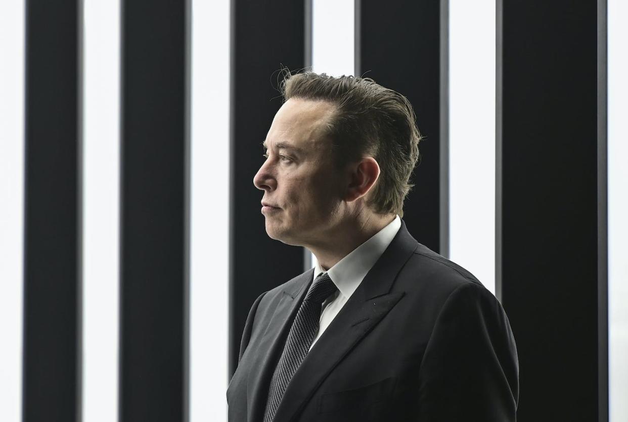 Elon Musk's cold, impersonal approach to management treats employees like cogs in a machine instead of human beings. (Patrick Pleul/Pool via AP)