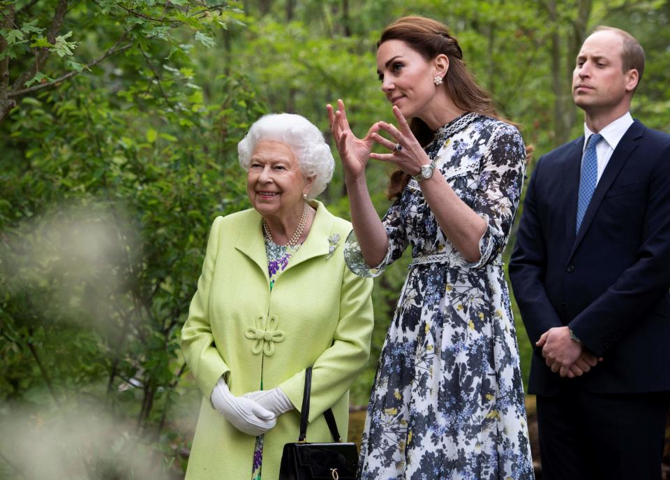 The Duchess of Cambridge greeted the Queen with a kiss on the cheek, pictured at the RHS Chelsea Flower Show in June 2019. (Getty Images)