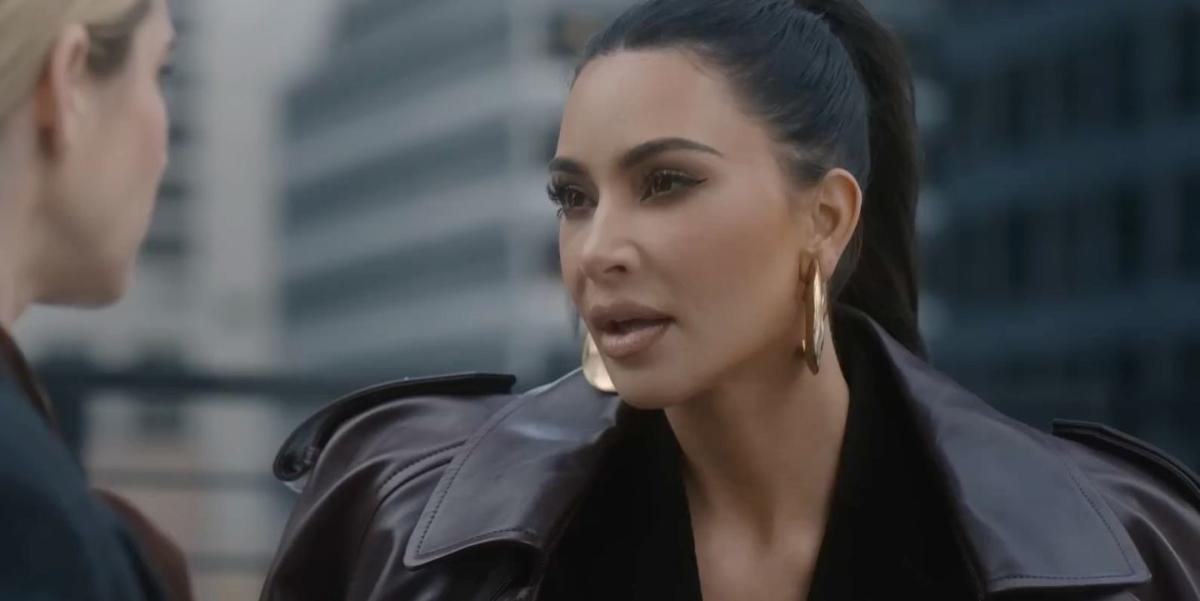 Kim Kardashian and Her 'Klones' Debut Skims TV Commercial During the Oscars  With New 'Skims Labs' Ad Campaign - Yahoo Sports