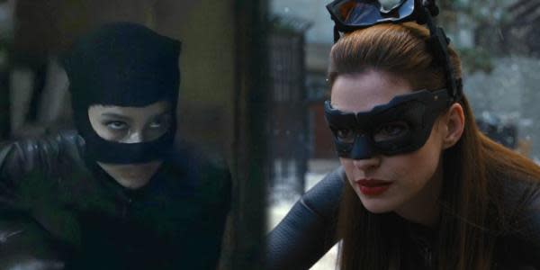 Zoë Kravitz niega que fue rechazada del papel de Catwoman por ser “urbana”  en El Caballero