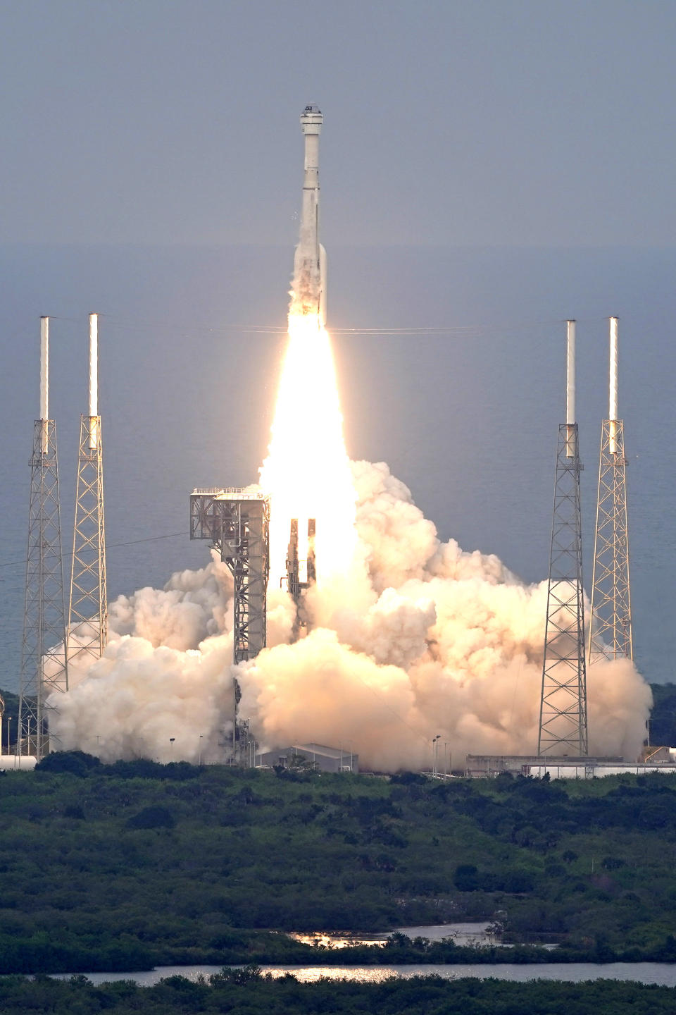 A United Launch Alliance Atlas V rocket carrying the Boeing Starliner crew capsule lifts off on a second test flight to the International Space Station from Space Launch Complex 41 at Cape Canaveral Space Force station in Cape Canaveral, Fla., Thursday, May 19, 2022. (AP Photo/John Raoux)