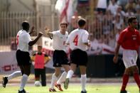 <p>9 Martin Keown<br> Age: 33 years 315 days<br> Scored against Malta 2000 </p>