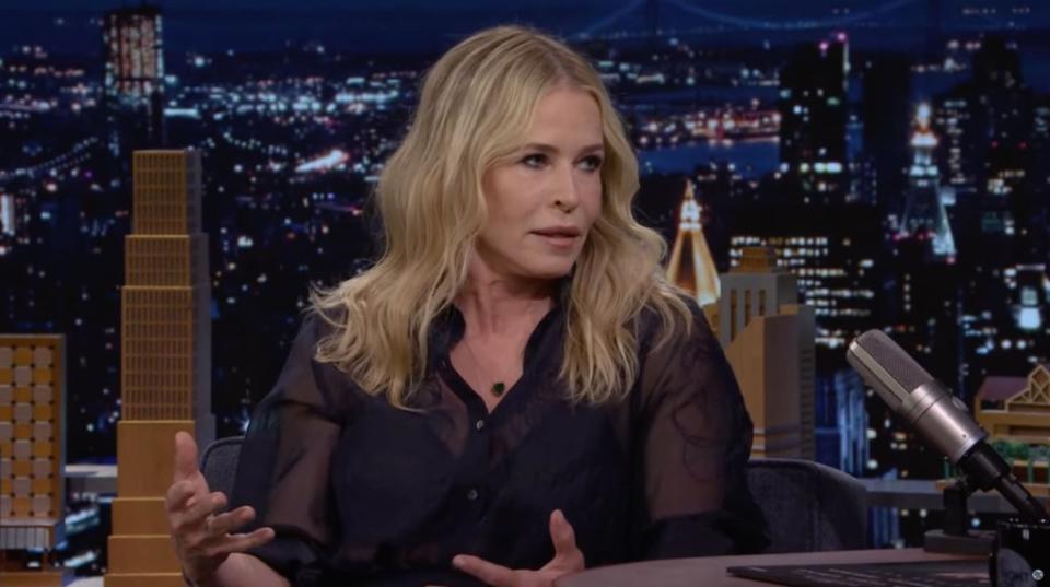 Chelsea Handler reveals she has the hots for Robert De Niro to Jimmy Fallon. NBC