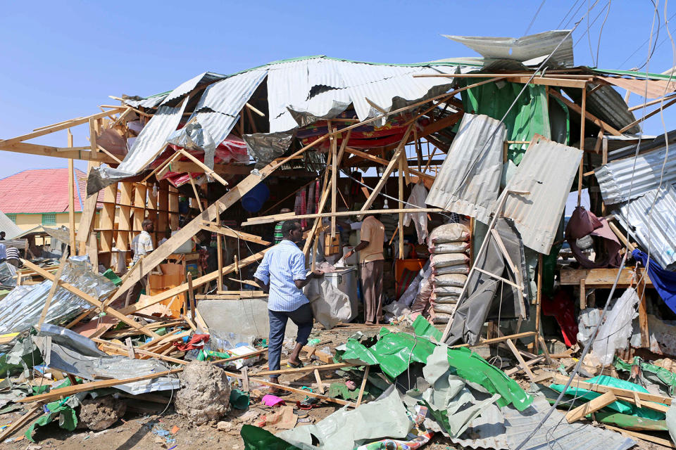 Car bomb blast in Somalia marketplace