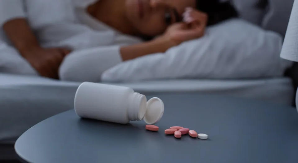 Largar os antidepressivos de uma vez pode ser perigoso (Imagem: Prostock-studio/envato)