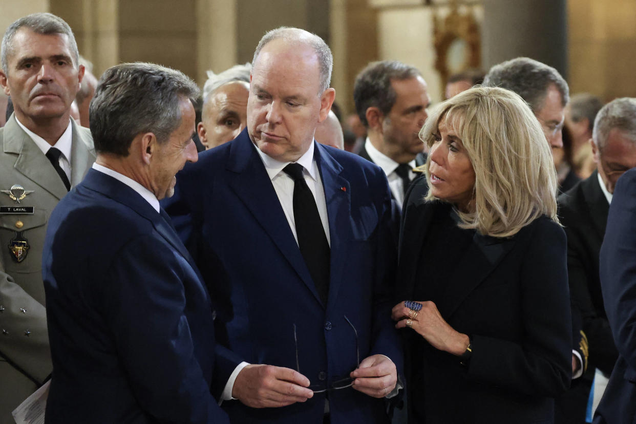 Un parterre de personnalités politiques aux obsèques de Jean-Claude Gaudin à Marseille (ici le Nicolas Sarkozy, Albert II et Brigitte Macron)