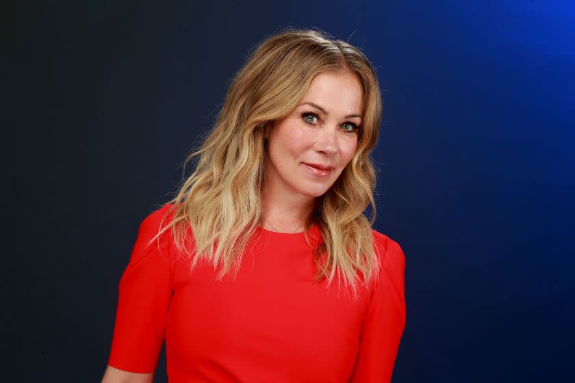 EL SEGUNDO, CA., MAY 9, 2019—Grief, friendship and comedy; are just three topics Christina Applegate discussed in about her DEAD TO ME, new dark comedy for Netflix. Applegate plays recent window Jen Harding in Dead to Me, while Linda Cardellini portrays Judy Hale; the two meet at a grief support group. (Kirk McKoy / Los Angeles Times)