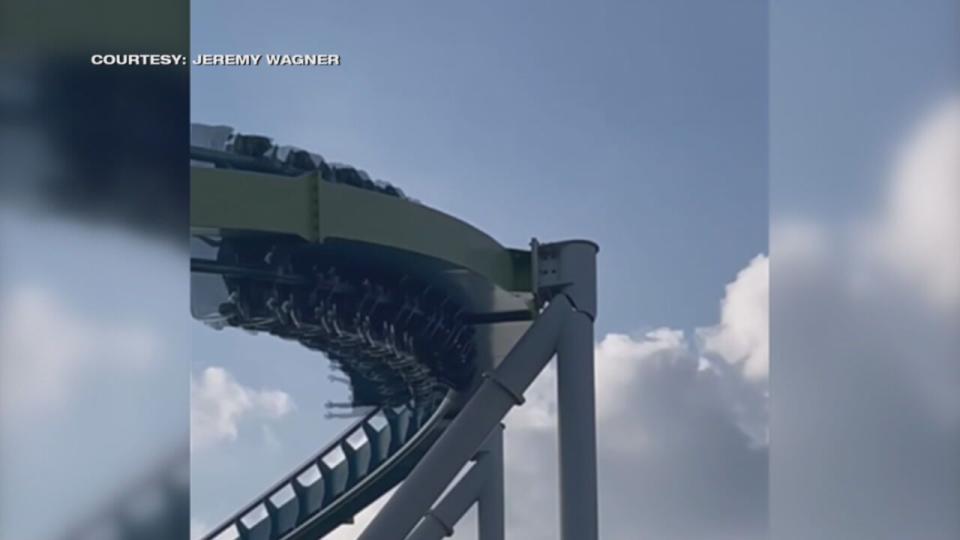 On July 1, a video began to gain traction on Twitter showing a train full of riders going past the ride's cracked support beam. In the video, there is a clear separation when the train passes the crack.