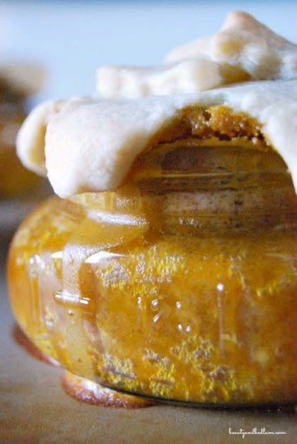 The creator of this recipe points out you needn't restrict this one to pumpkin — make apple, cherry, blueberry or whatever kind of pie you want! No matter the flavour, it will be adorable (and delicious).  <a href="http://beautyandbedlam.com/pumpkin-pie-in-a-jar/" target="_blank">Find the recipe at Balancing Beauty and Bedlam</a>.