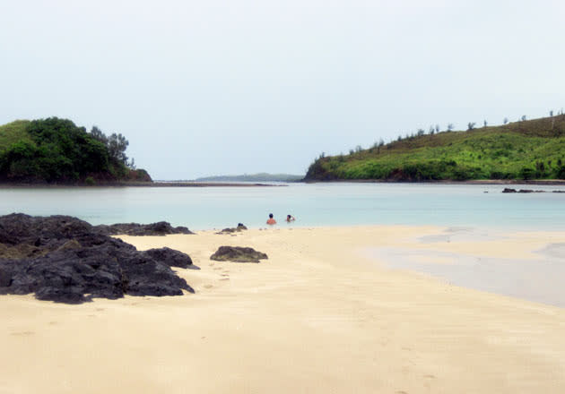 One of the many quiet beaches in the islands of Calaguas.