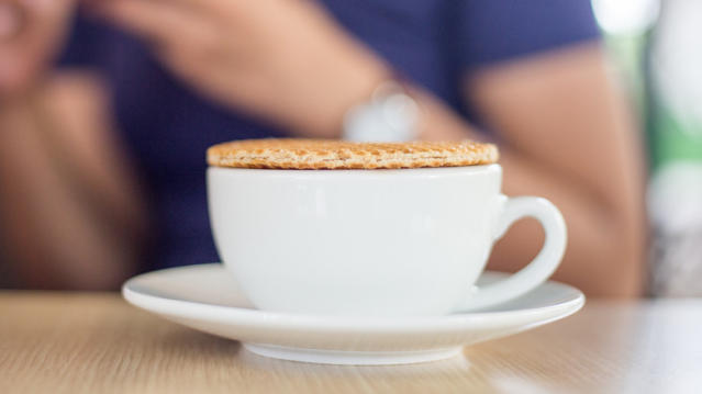 Stroopwafel House Mug Toppers