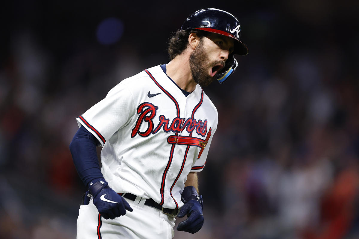 Shortstop Dansby Swanson and Cubs reportedly agree to 7-year, $177