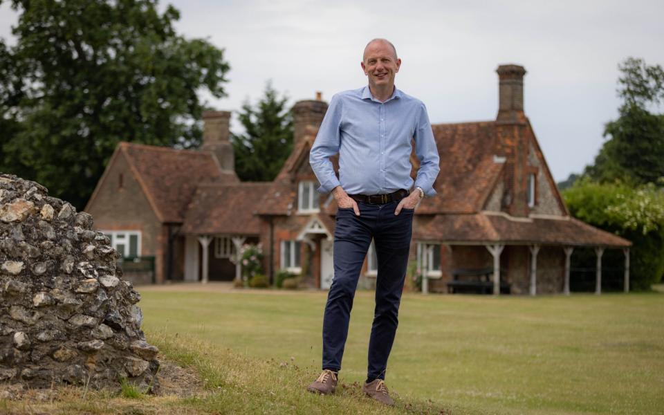 Portrait of sports commentator Peter Drury in Hertforshire, England - Hollie Adams