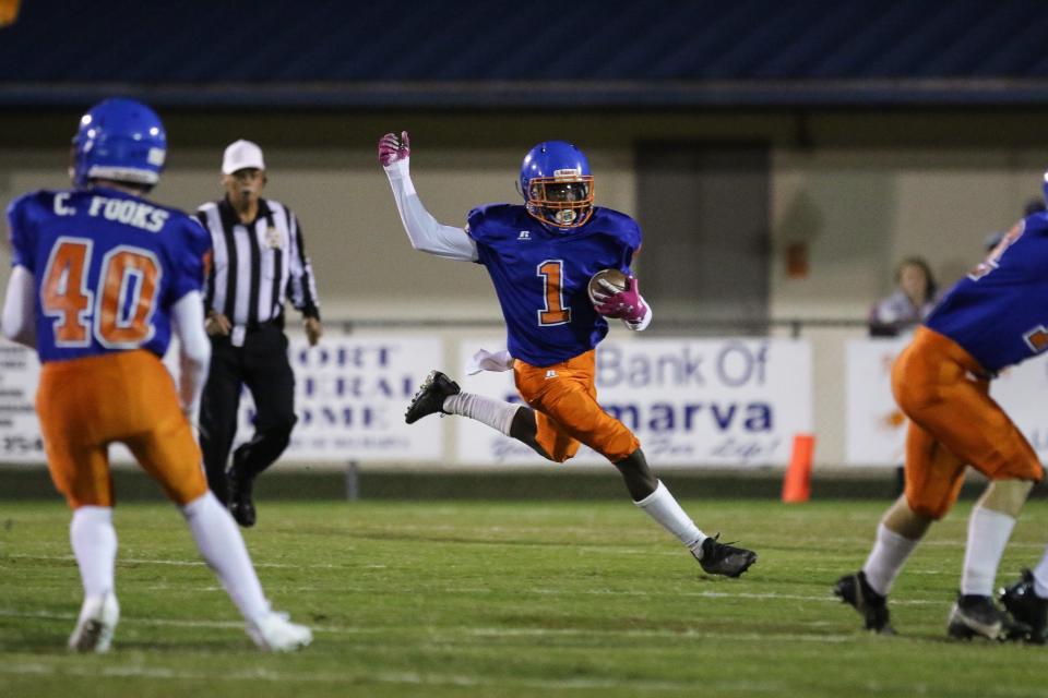 Takai Hugee returns as a running back and defensive back at Delmar.