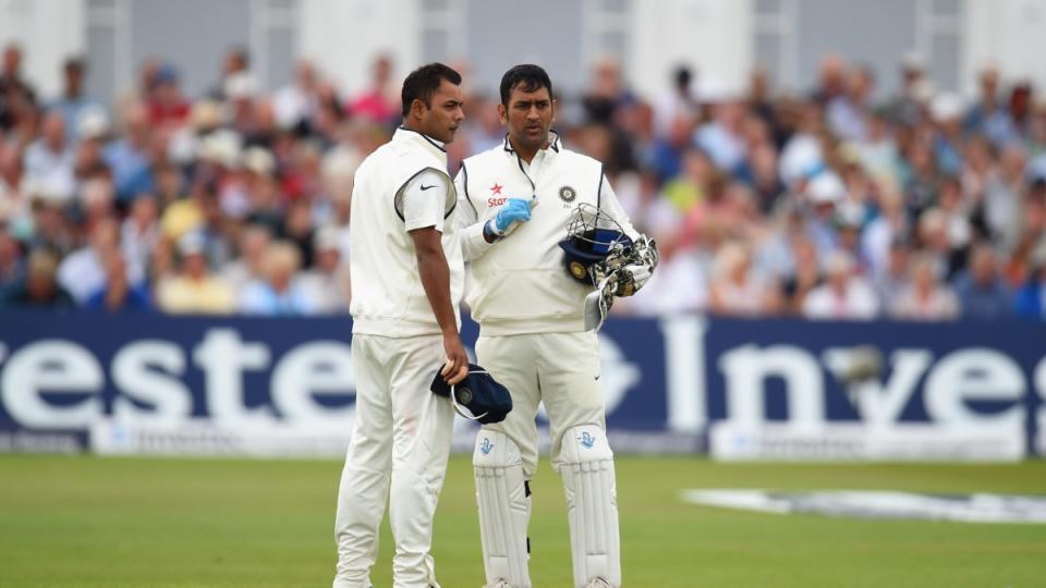 Stuart Binny and MS Dhoni