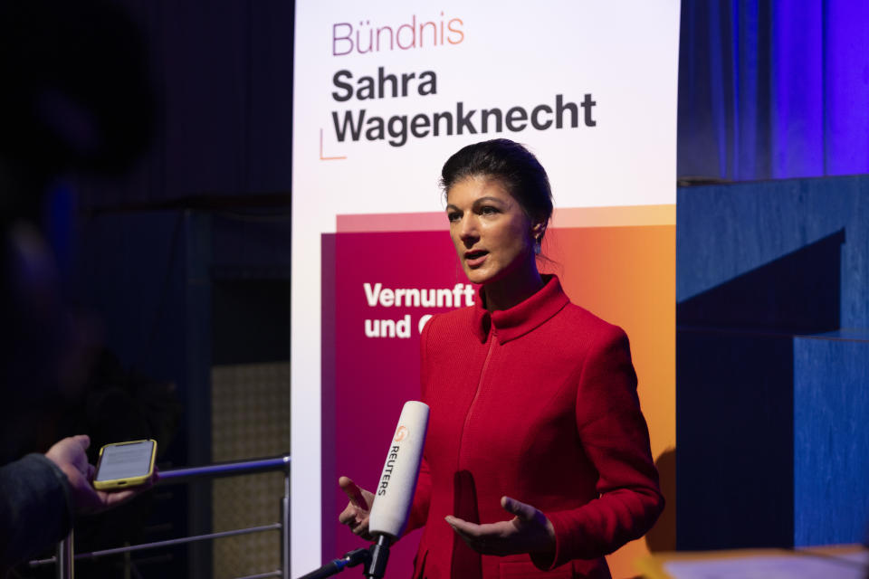 Mit scharfen Attacken gegen die Ampel-Koalition hat Sahra Wagenknecht ihre neue Partei auf das Wahljahr 2024 eingestimmt (Bild: Maja Hitij/Getty Images)