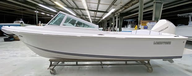 Image: The all-new Limestone® Boats L-200R Runabout