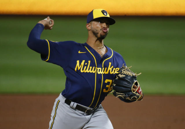 Brewers reliever Devin Williams wins NL Rookie of the Year