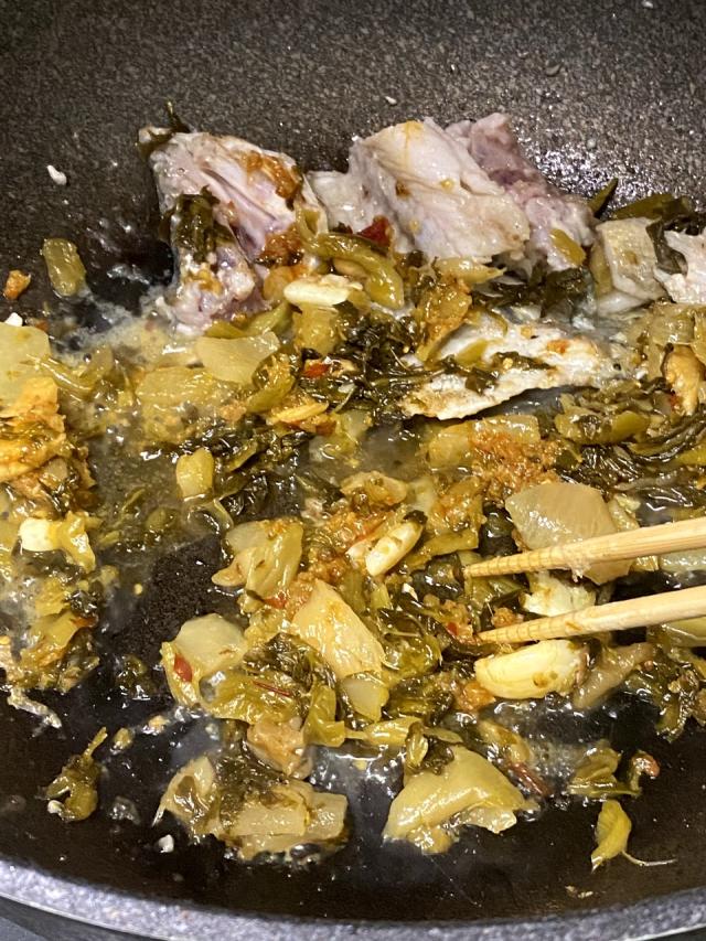 酸菜魚食譜 酸菜魚簡易做法 魚肉要嫩滑關鍵係呢兩樣