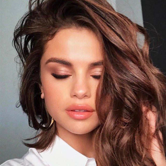 Selena Gomez S Makeup Artist Reveals