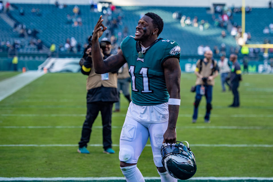 PHILADELPHIA, PA - OCTOBER 30: Philadelphia Eagles wide receiver A.J. Brown (11) after the game between the Pittsburgh Steelers and Philadelphia Eagles on Sunday, October 30, 2022 at Lincoln Financial Field in Philadelphia, PA (Photo by John Jones/Icon Sportswire via Getty Images)