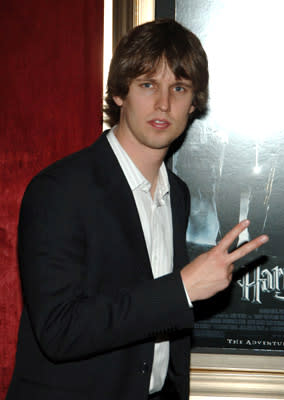 Premiere: Jon Heder at the NY premiere of Warner Bros. Pictures' Harry Potter and the Goblet of Fire - 11/12/2005 Photo: Dimitrios Kambouris, Wireimage.com