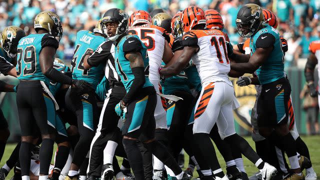 Scuffle ensues. Image: Getty