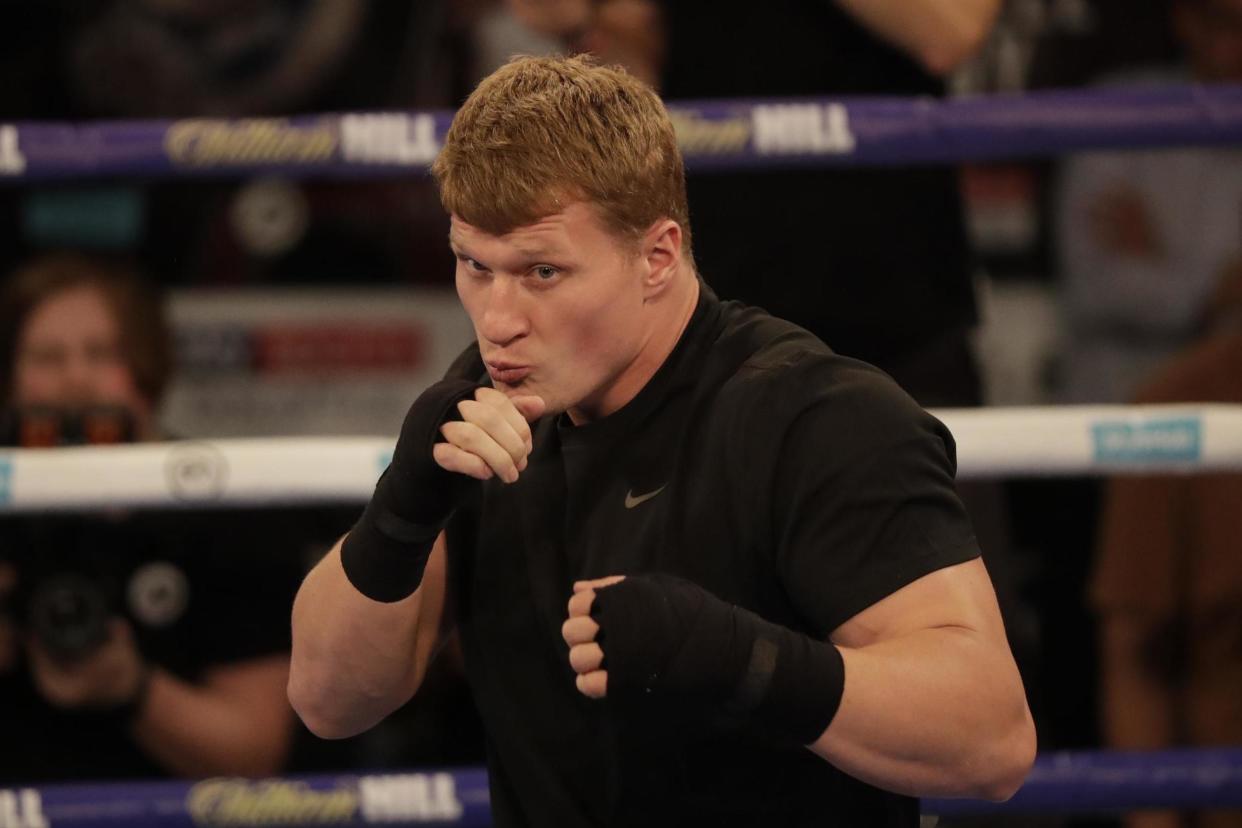 The challenger | Alexander Povetkin: AP Photo/Matt Dunham