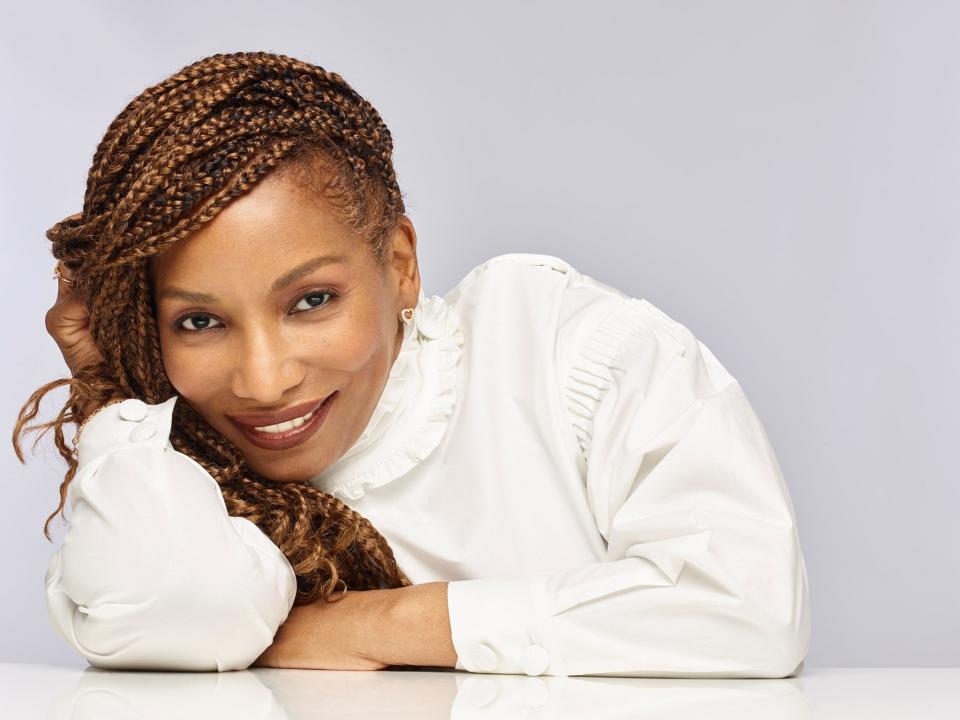 R&B singer-songwriter Stephanie Mills will perform at the Jazz & Rib Fest on Saturday.