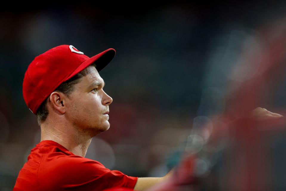 Would bringing in a veteran pitcher like Sonny Gray be a good fit for the Reds next season, Jason Williams and Gordon Wittenmyer discuss.