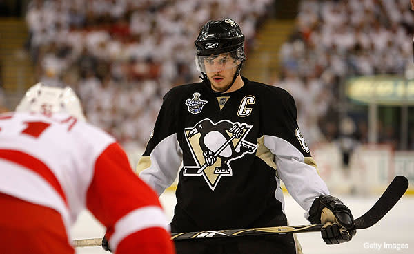 Penguins' Miroslav Satan and Sidney Crosby have meshed their skills