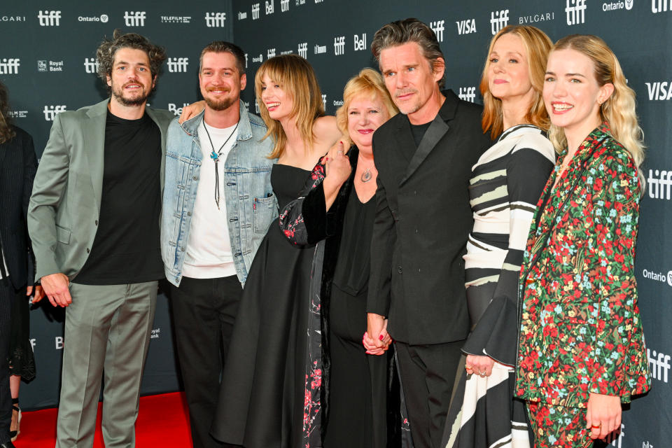 Philip Ettinger, Rafael Casal, Maya Hawke, Christine Dye, Ethan Hawke, Laura Linney, and Willa Fitzgerald at the 