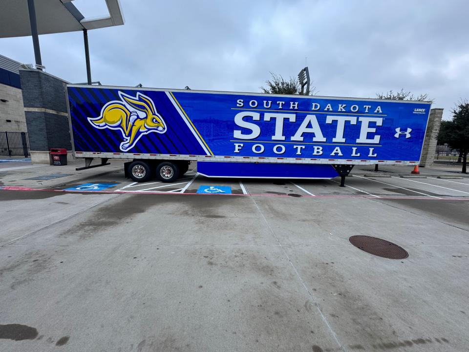 The trailer dons the Jackrabbits signature blue and gold and helped transport extra helmets, shoulder pads, and practice equipment among other things. The team brought everything they’d need on an away trip but more of everything just in case.
