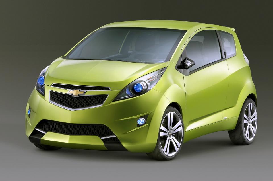 <p>The Beat was part of Chevrolet’s <strong>three-concept offensive</strong> at the 2007 New York auto show. With eye-catching <strong>green paint</strong>, <strong>a muscular stance </strong>and a <strong>high-tech interior</strong>, the two-door design study demonstrated that a small city car didn’t needed to look or feel cheap.</p>