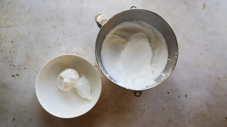 Scooping meringue in a bowl