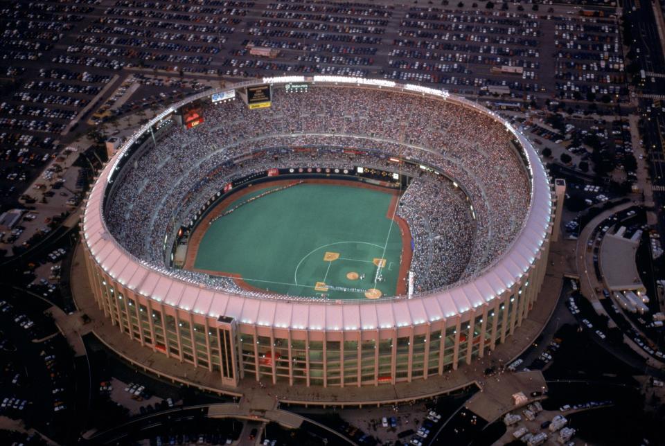 An aerial view of Veterans Stadium, used by the Philadelphia Phillies and Eagles from the 1970s through 2003.