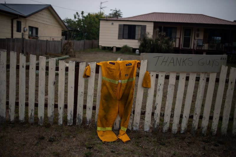 The Wider Image: From Australian bushfire ashes, a community rises in solidarity