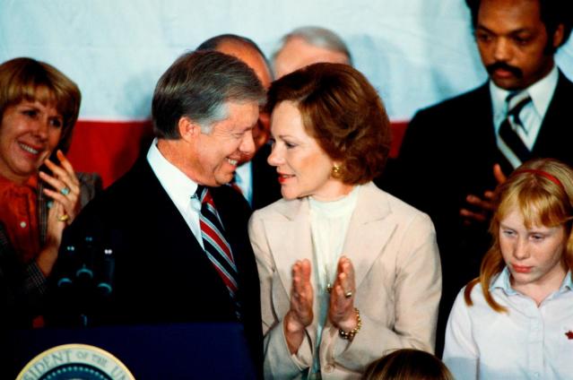 PHOTO: President Jimmy Carter is applauded by First Lady Rosalynn Carter and supporters after conceding defeat to Reagan during the 1980 presidential election, Nov 4, 1980. (Wally Mcnamee/Corbis via Getty Images, FILE)