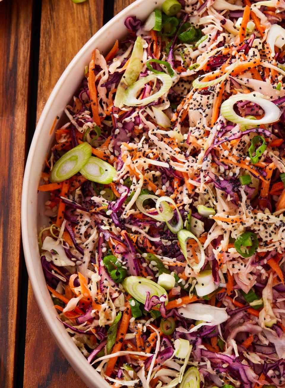 vinegar coleslaw with poppy seeds