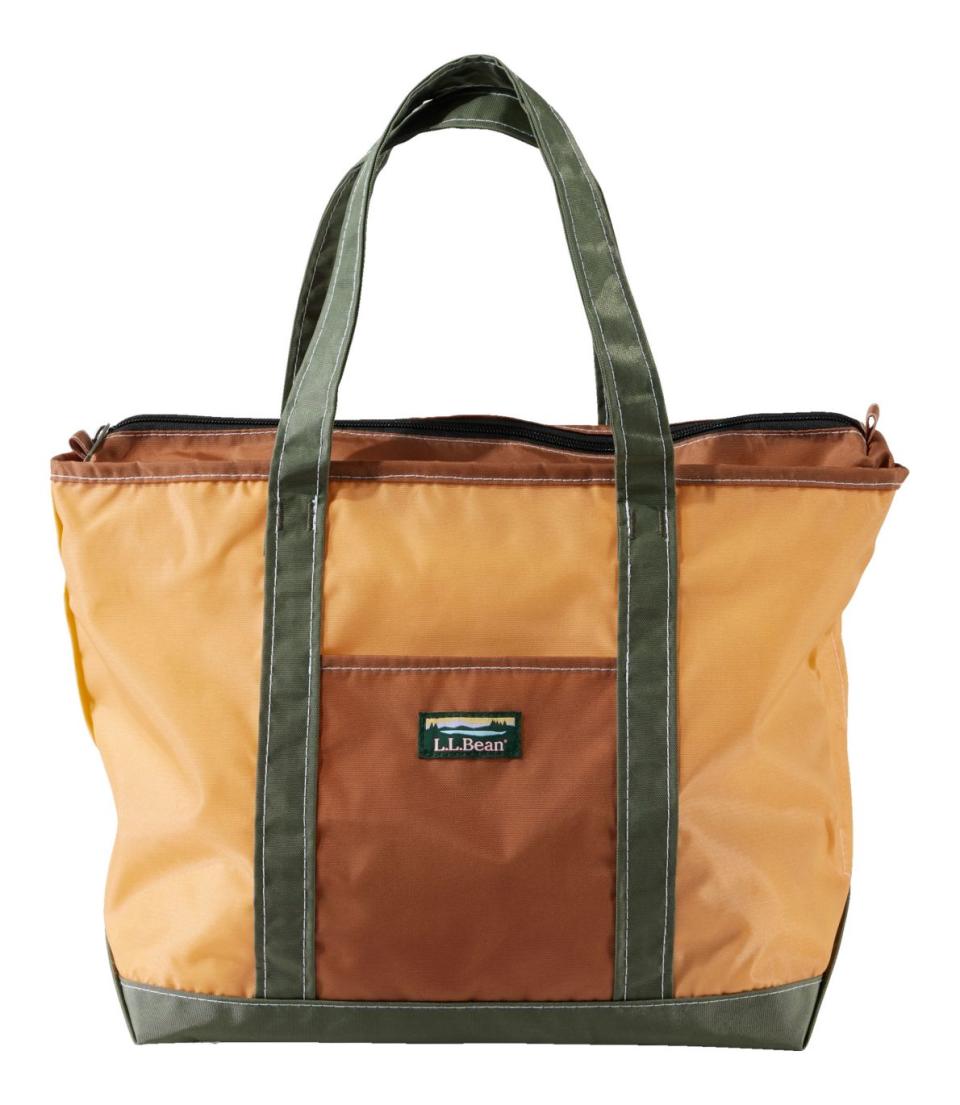 Everyday Lightweight Tote. Image via L.L. Bean.